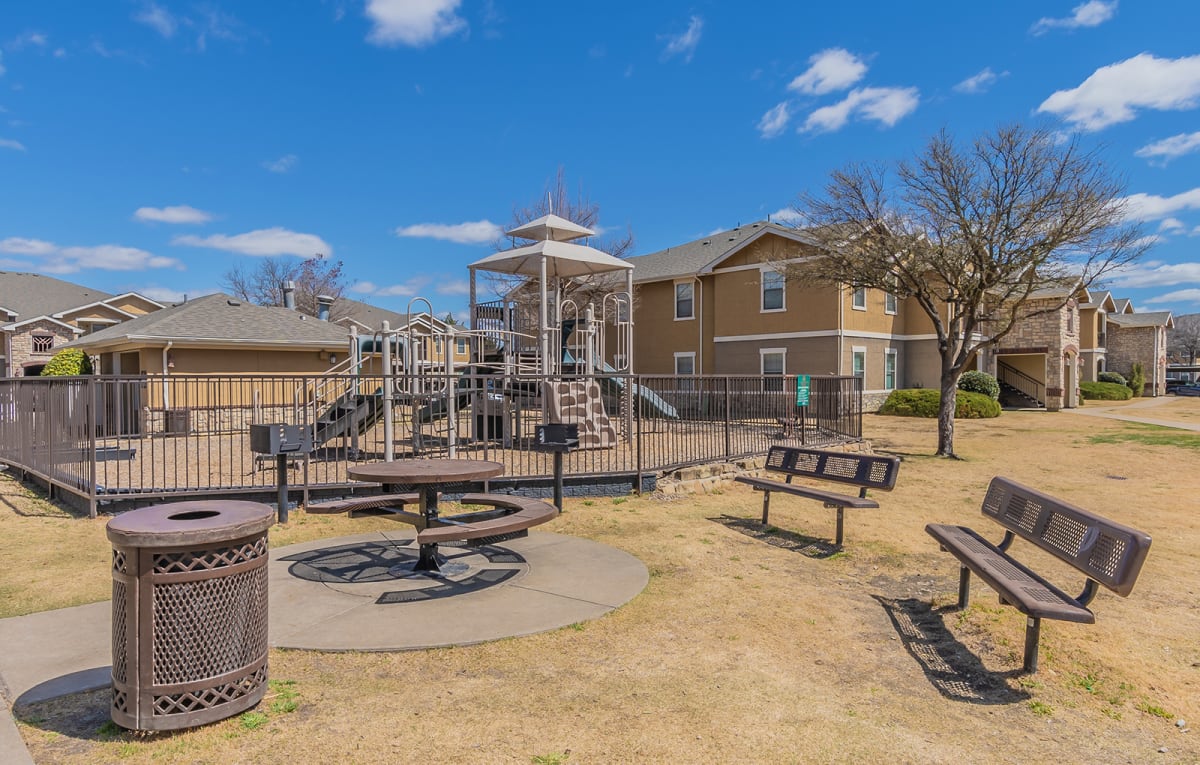 Photos of Rosemont at Mayfield Villas in Arlington, TX